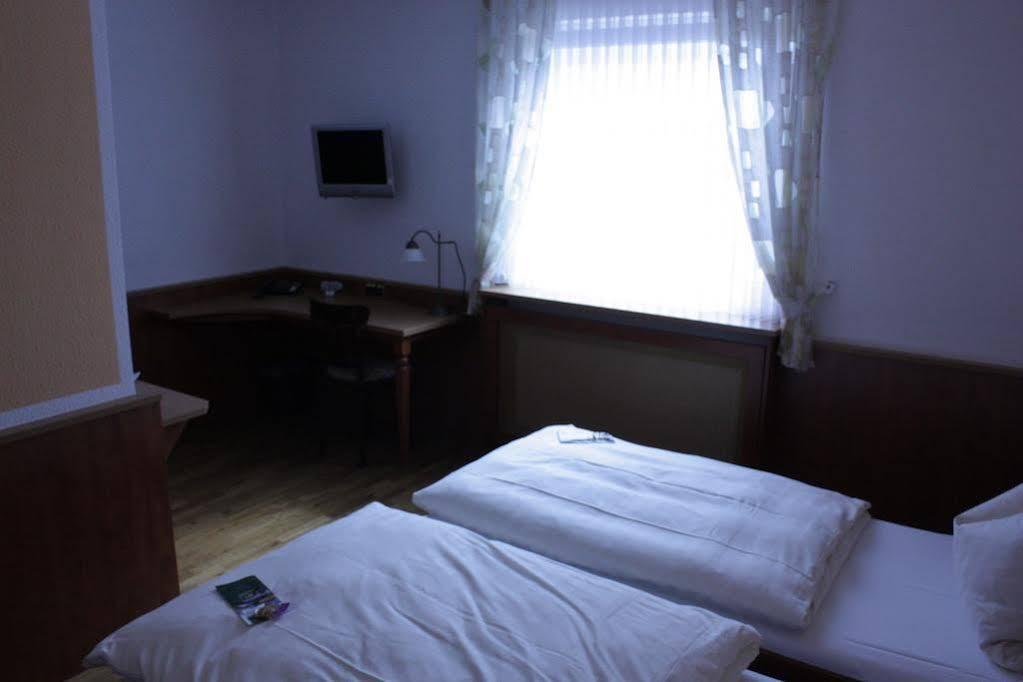 Klima Hotel Europarc Kerpen  Exteriör bild
